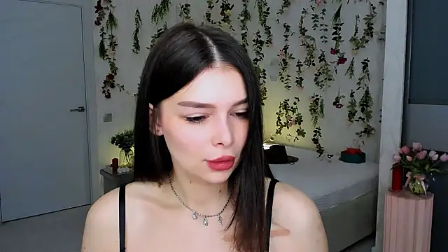 ContinentOfTranquility online show from April 11, 1:21 am