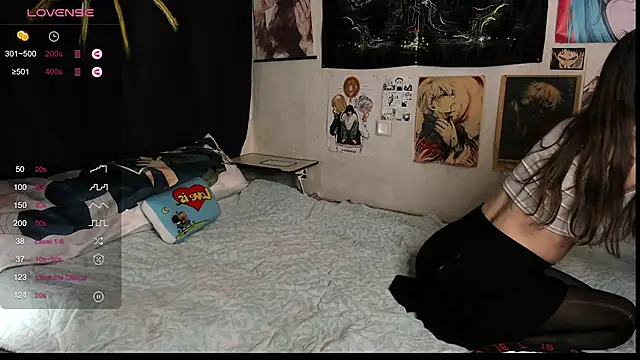 Lori Foxy online show from December 20, 6:13 pm