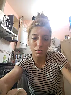 Snapshot of gala2 chatting on July 15, 5:51 pm gala2 online show from July 15, 5:51 pm