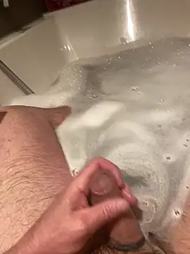 LivingLegend1978 online show from February 27, 6:41 pm