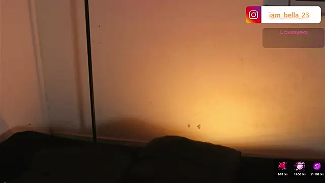 yourtoybella online show from March 9, 6:34 pm