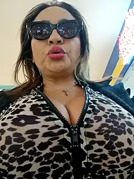 Afroditecash online show from February 4, 6:25 pm