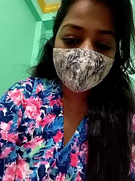 Monalisa Singh online show from January 17, 5:19 pm