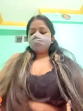 Monalisa Singh online show from February 9, 6:05 pm