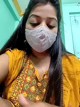 Monalisa Singh online show from September 17, 6:20 pm