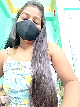 Monalisa Singh online show from October 10, 6:29 pm