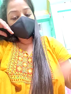 Monalisa Singh online show from October 16, 5:25 pm