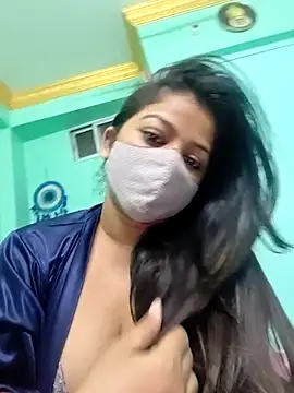 Monalisa Singh online show from December 15, 5:50 pm