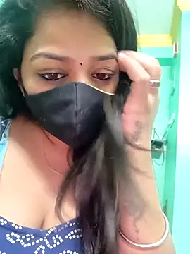 Monalisa Singh online show from February 13, 8:16 pm