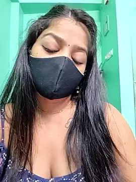 Monalisa Singh online show from April 11, 6:12 pm