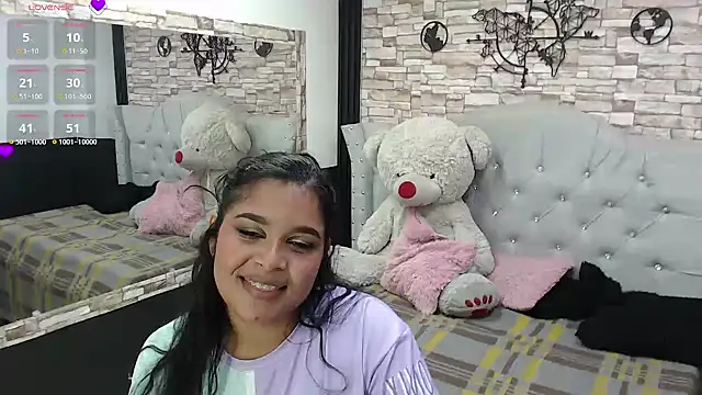 Snapshot of sia_cavad chatting on February 1, 6:40 pm sia cavad online show from February 1, 6:40 pm