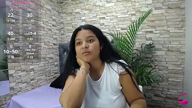 Snapshot of sia_cavad chatting on February 6, 5:57 am sia cavad online show from February 6, 5:57 am