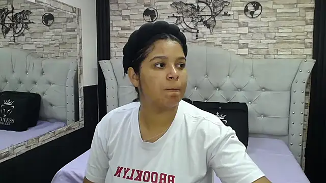 Snapshot of sia_cavad chatting on September 9, 12:37 pm sia cavad online show from September 9, 12:37 pm