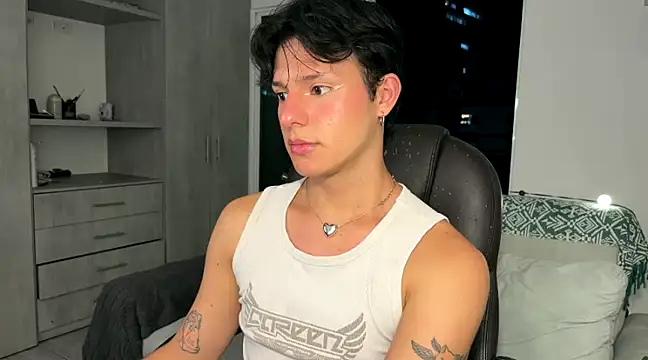 Alexxblue online show from December 31, 1:57 am