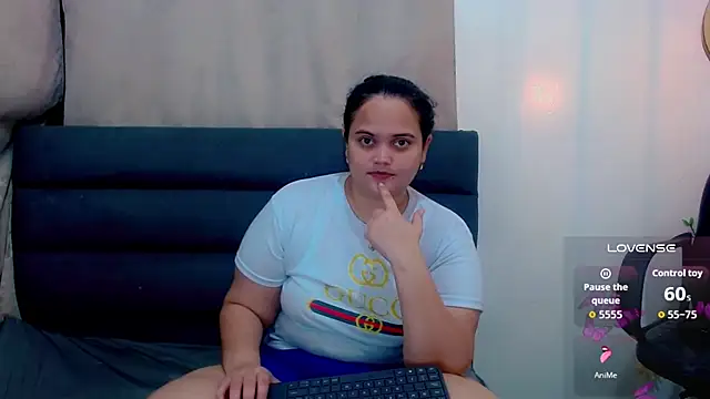brunnette hot online show from February 6, 10:29 am