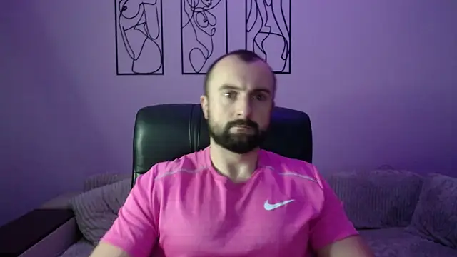 brindlefly6969 online show from November 17, 7:08 pm