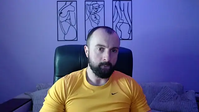 brindlefly6969 online show from March 9, 11:36 am