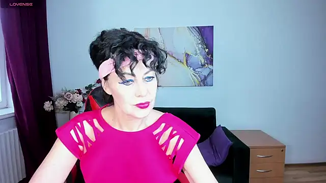 Snapshot of Silvia_Wallec chatting on April 24, 5:32 am Silvia Wallec online show from April 24, 5:32 am