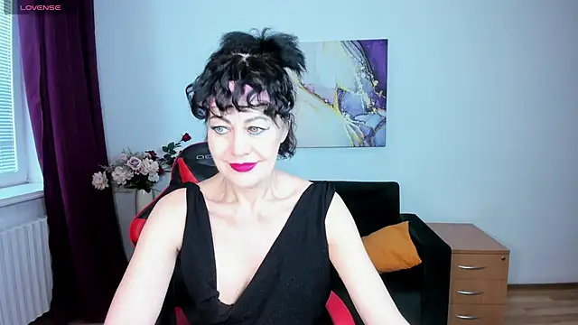 Snapshot of Silvia_Wallec chatting on May 3, 5:13 am Silvia Wallec online show from May 3, 5:13 am