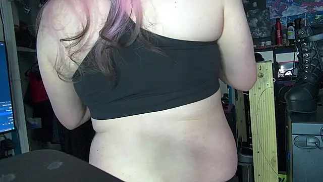 famousALYX online show from February 28, 10:27 am