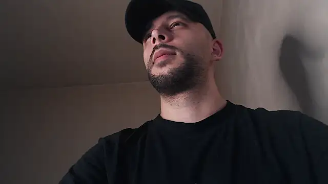 henryaxe online show from May 20, 9:48 am