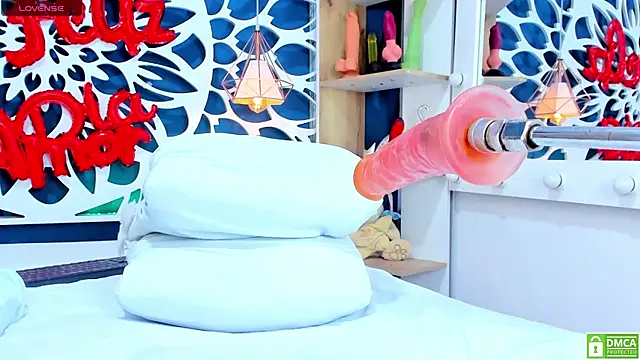 Snapshot of amalla_ chatting on February 10, 10:51 pm amalla online show from February 10, 10:51 pm