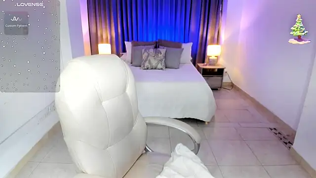 Snapshot of Rebeka_spencer chatting on December 31, 3:55 am Rebeka spencer online show from December 31, 3:55 am