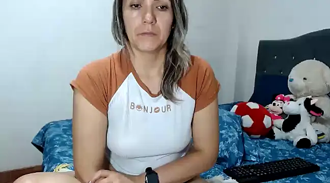 Chantal hott online show from February 21, 2:50 am