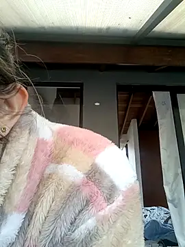 Chantal hott online show from October 28, 4:42 pm