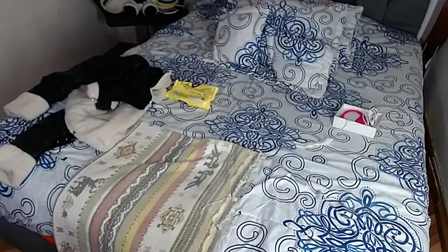 Chantal hott online show from March 19, 8:35 pm