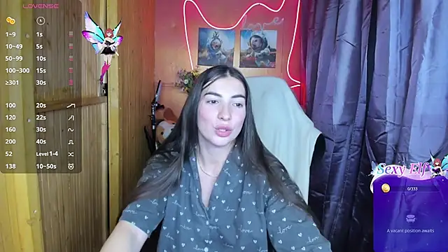 Snapshot of Fiery_Brunette_ chatting on December 27, 12:45 pm Fiery Brunette online show from December 27, 12:45 pm