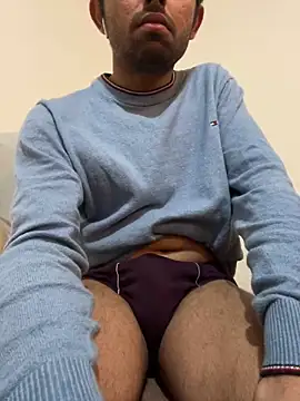 Snapshot of rhuh3991 chatting on January 14, 4:29 pm rhuh3991 online show from January 14, 4:29 pm