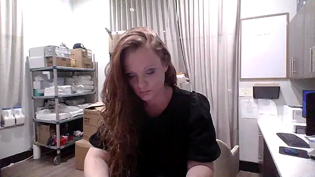 sexiginger22 online show from February 10, 10:30 am