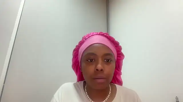 ChocolateCakeQueen online show from February 10, 12:26 am