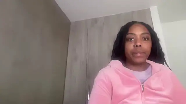 Snapshot of ChocolateCakeQueen chatting on March 7, 7:11 pm ChocolateCakeQueen online show from March 7, 7:11 pm