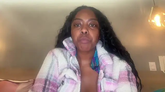 Snapshot of ChocolateCakeQueen chatting on March 26, 12:50 am ChocolateCakeQueen online show from March 26, 12:50 am