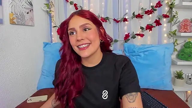 HazzelGray online show from December 22, 6:26 pm