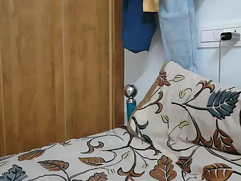 Tamil Boy28 online show from February 3, 5:03 pm