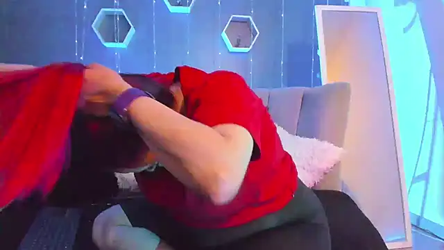 Sammy owens  online show from February 22, 12:40 pm