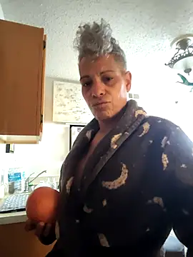 CeceilaMoon online show from February 14, 4:26 pm