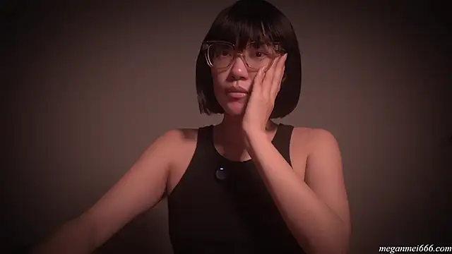 Snapshot of meganmei666 chatting on January 18, 2:59 am meganmei666 online show from January 18, 2:59 am