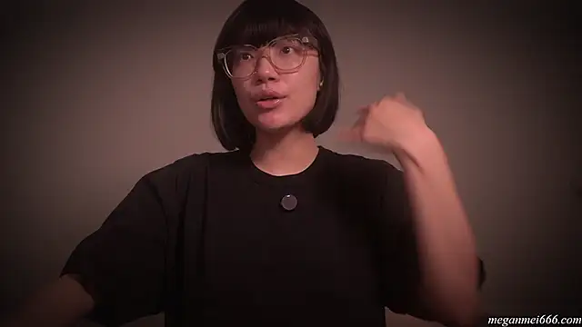 Snapshot of meganmei666 chatting on February 3, 3:15 am meganmei666 online show from February 3, 3:15 am