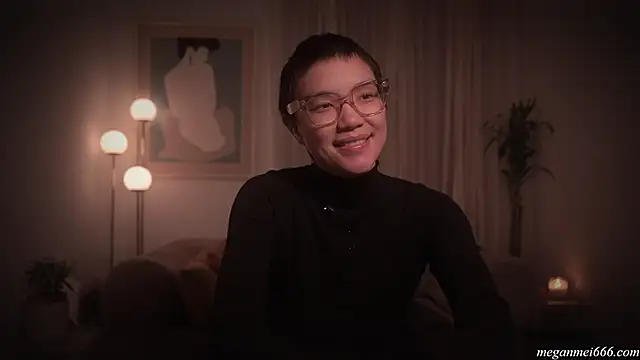 Snapshot of meganmei666 chatting on February 9, 3:10 am meganmei666 online show from February 9, 3:10 am