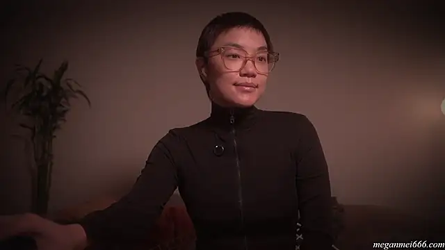 Snapshot of meganmei666 chatting on February 17, 2:52 am meganmei666 online show from February 17, 2:52 am