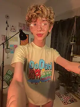 lyamthommpson online show from February 7, 2:48 am