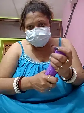 Snapshot of kunjan789 chatting on March 1, 4:03 am kunjan789 online show from March 1, 4:03 am