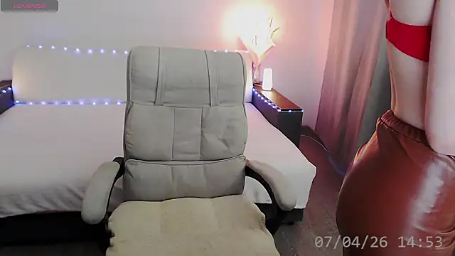 Kira Winner online show from April 7, 11:54 am