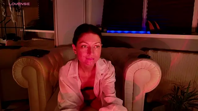 Your Little Milf online show from March 30, 7:15 pm