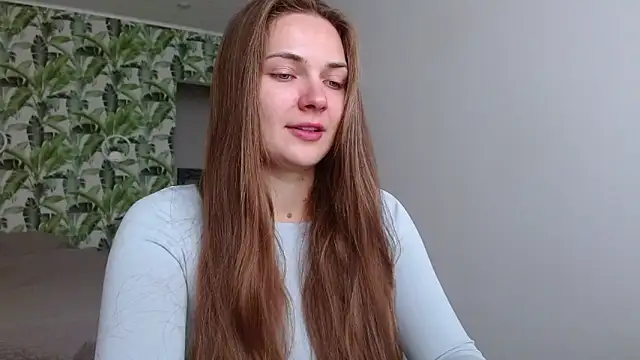 Snapshot of Olivia_shine chatting on October 4, 4:32 am Olivia shine online show from October 4, 4:32 am