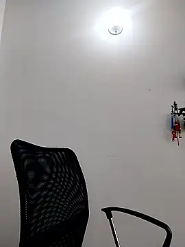 Emily Wane online show from January 5, 5:27 pm